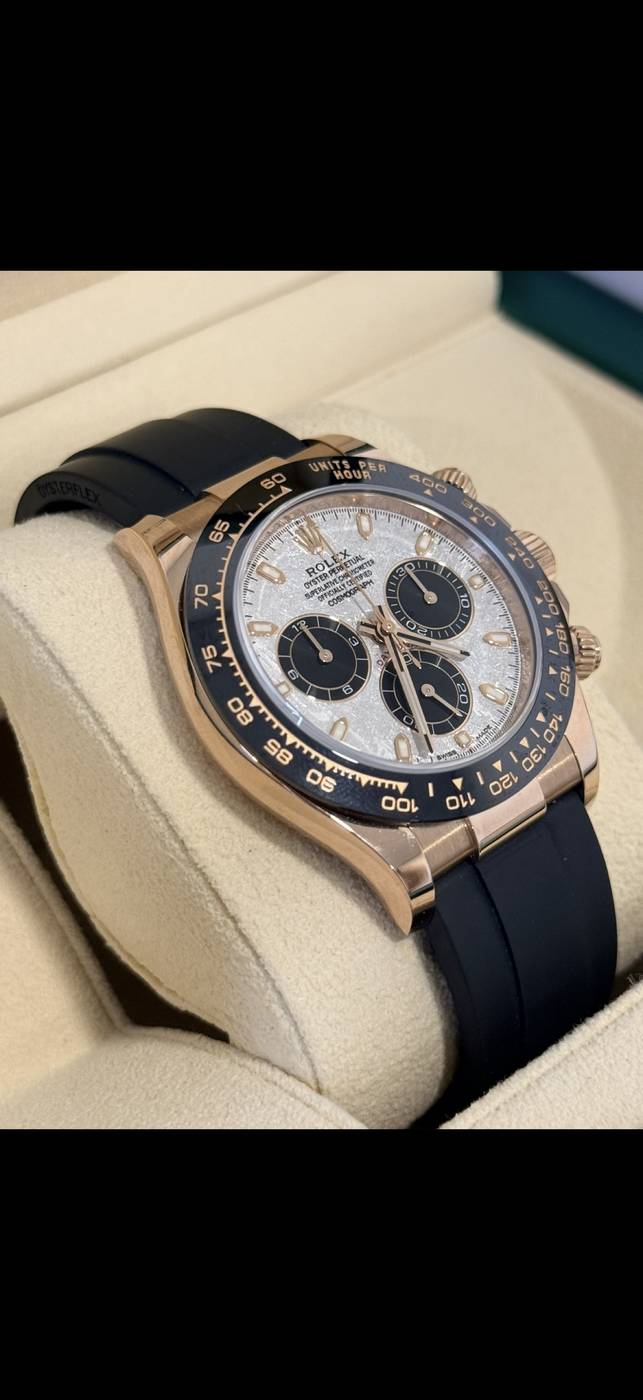 Rolex Daytona Meteorite side