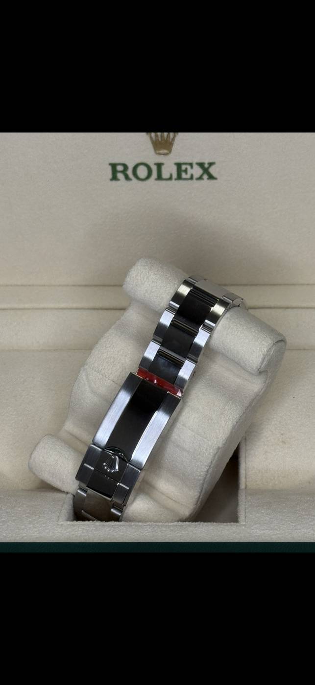Rolex GMT-Master II 126710GRNR clasp