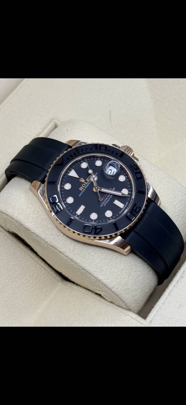 Yacht-Master 37 side