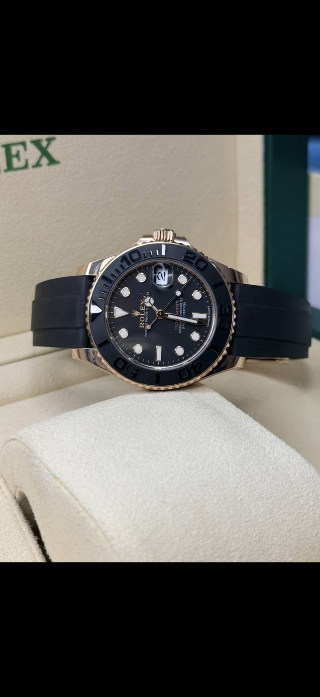 Yacht-Master 37 case