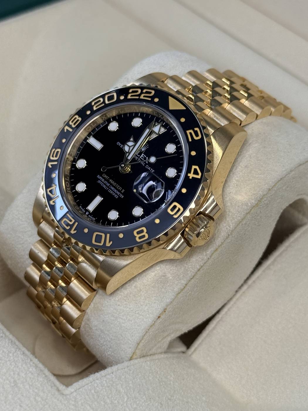 Rolex GMT-Master II Zombie angle